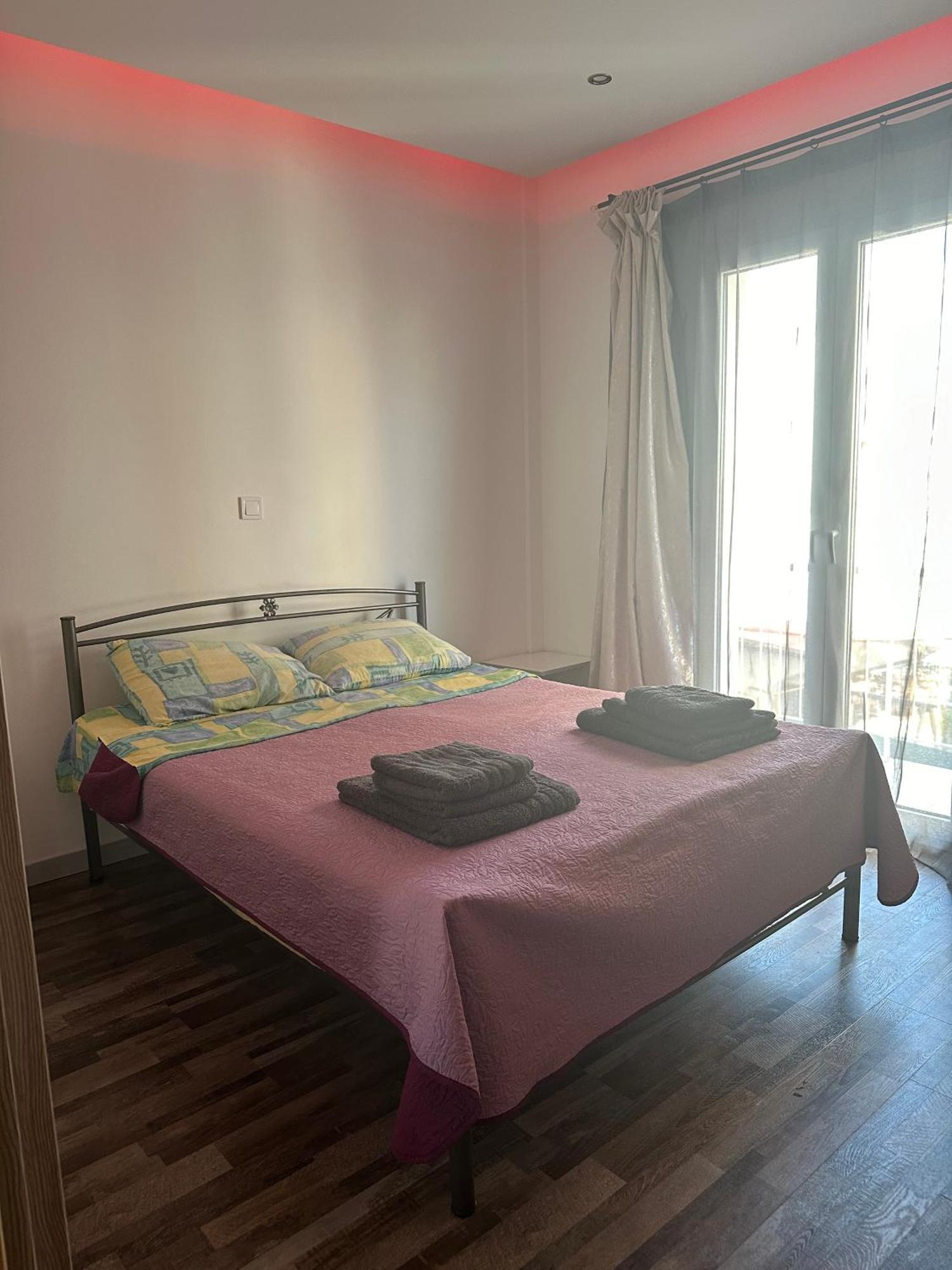 Apartment Center Piraeus Location Kastella Passalimani Port Экстерьер фото